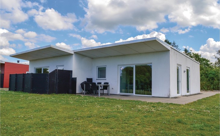 Beautiful home in Ringkøbing with WiFi 1