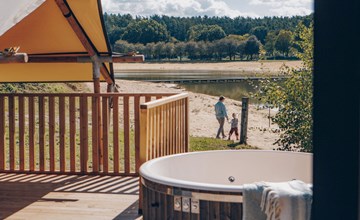 Glamfield Lodge Deluxe met hottub | 6 Pers. 3