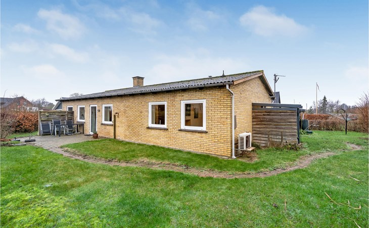 Beautiful home in Nakskov with kitchen 1