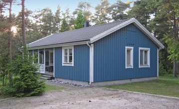 3 bedroom stunning home in Slite 2