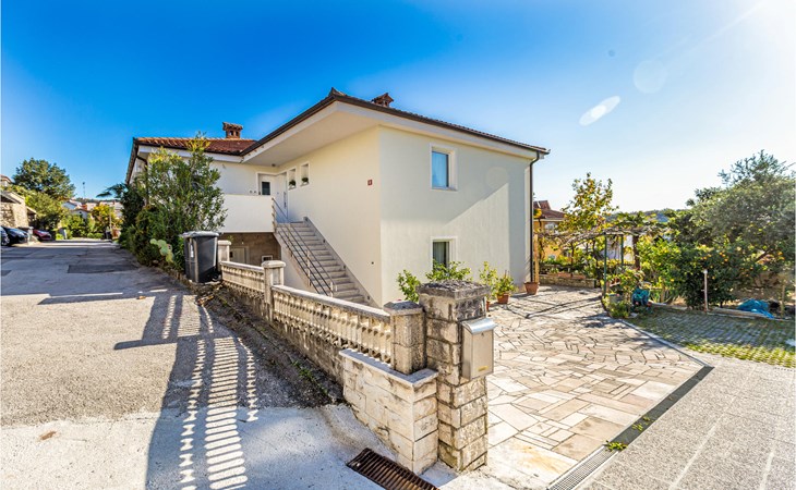 2 bedroom awesome apartment in Lucija 1