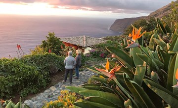Vacation Home in Madeira with Stunning Views 2