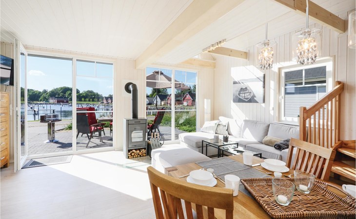 Gorgeous home in Zerpenschleuse 1