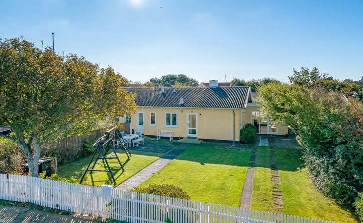 "Julie" - 700m from the sea 1