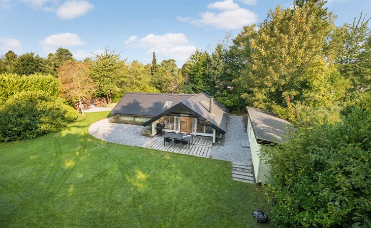 4 bedroom stunning home in Tisvildeleje 1