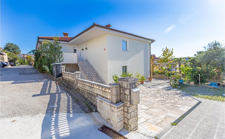 1 bedroom nice apartment in Lucija 1