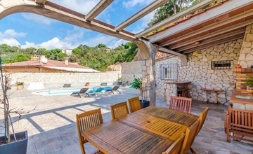4 bedroom stunning home in Vidreres 2