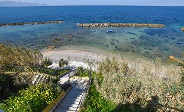 3 bedroom stunning home in Trappeto 2