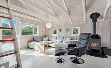 Lovely home in Hemmet with kitchen 2