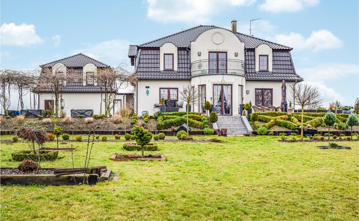 Beautiful home in Golczewo 1