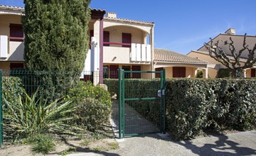 The Hamlet of the Shore 3