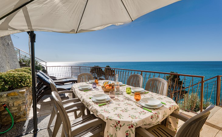 2 bedroom awesome home in Cipressa 1