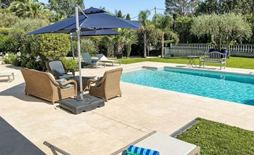 Villa mit privatem Pool und Fitnessraum 2