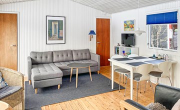 2 bedroom cozy home in Frederiksværk 3