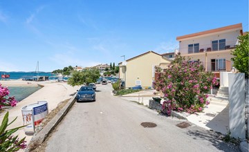 2 bedroom nice apartment in Brodarica 2