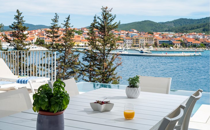 Lovely home in Vela Luka 1