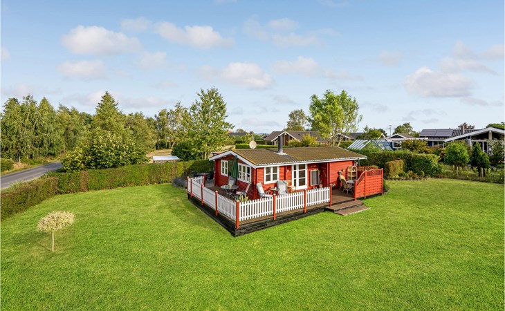 1 bedroom awesome home in Bogø By 1