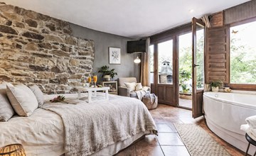 Jacuzzi, Kamin, Grill und spektakuläre Aussicht 2