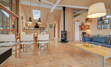 Amazing home in Spøttrup with kitchen 3