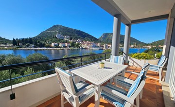 Oase aan het water 2