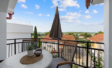 Amazing apartment in Pirovac with kitchen 2