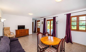 Pet friendly home in Lisane Tinjske 2
