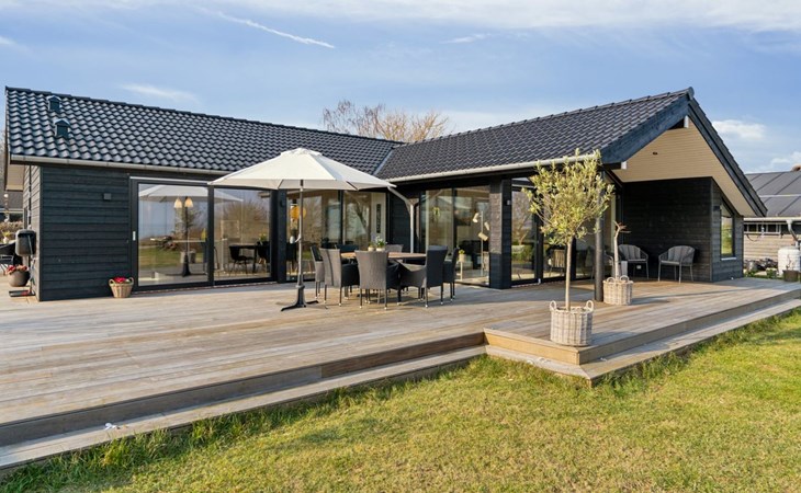 "Viveke" - 10m from the sea 1