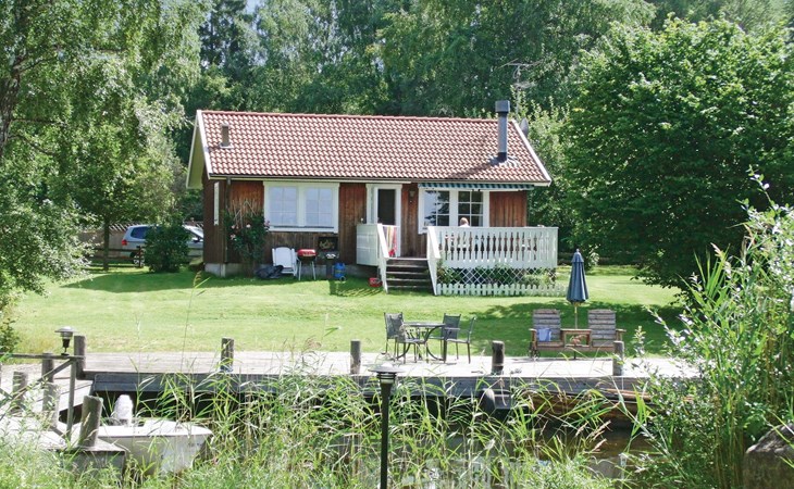 2 bedroom cozy home in Sjötorp 1