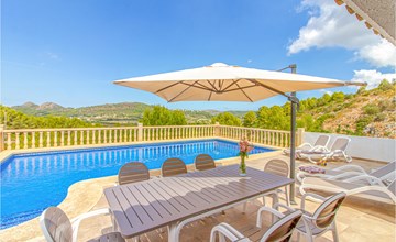 Awesome home in Pedreguer with kitchen 2