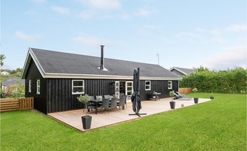 Cozy home in Bogø By with WiFi 2