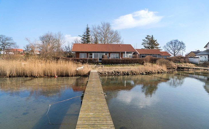 3 bedroom gorgeous home in Hejls 1