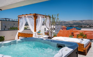 Villa Rooftop Spa 3