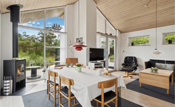 Nice home in Sæby with WiFi 3