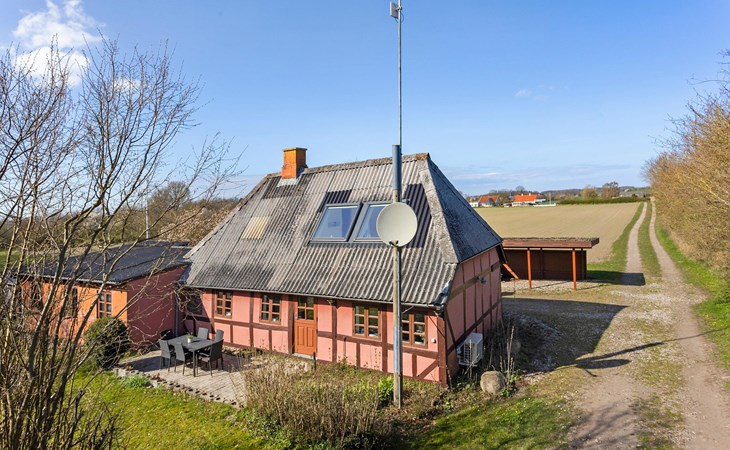 4 bedroom awesome home in Rudkøbing 1