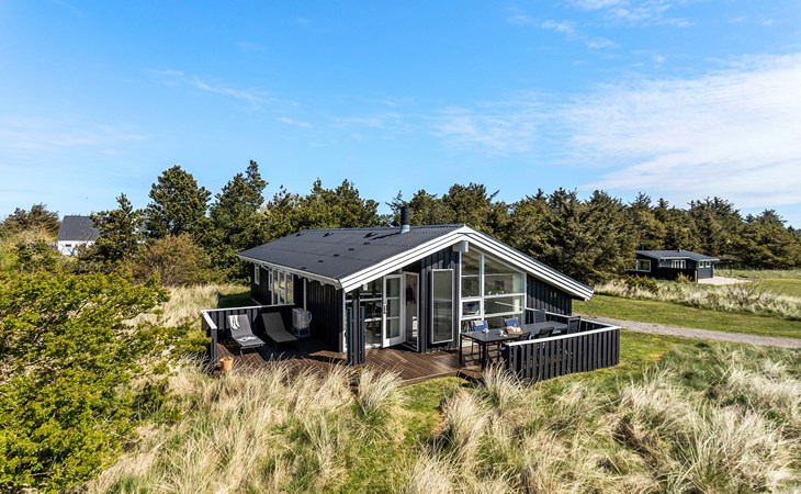 Amazing home in Hirtshals with sauna 1