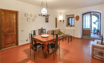 Stunning apartment in Rignano sull'Arno 3