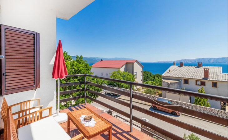 Gorgeous apartment in Novi Vinodolski 1
