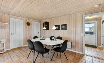 3 bedroom gorgeous home in Hvide Sande 3