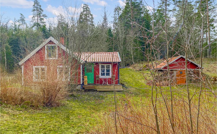 2 bedroom cozy home in Kisa 1