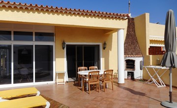 Großes modernes Ferienapartment Villa Atlantico 2