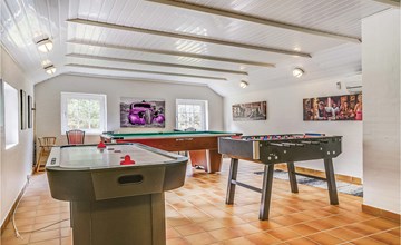4 bedroom pet friendly home in Blåvand 2
