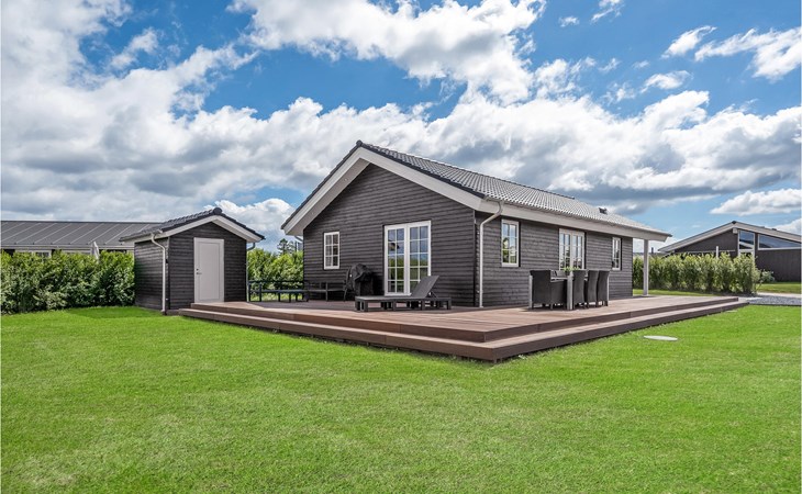 Lovely home in Frørup with kitchen 1