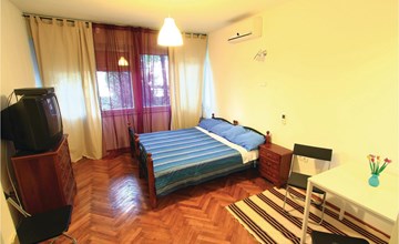 1 bedroom awesome apartment in Pula 3
