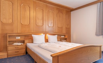 Apart Romantica (KPL214) 3