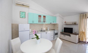 Nice apartment in Blace with kitchen 2