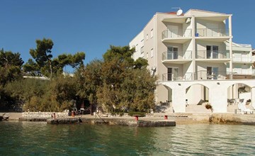 Cozy apartment in Klek with WiFi 2