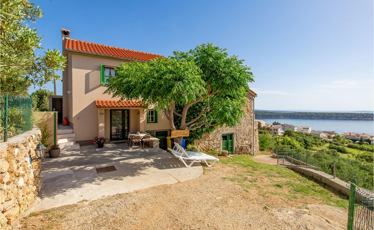 Lovely home in Banjol 1