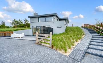 Stunning home in Bergen aan Zee 2