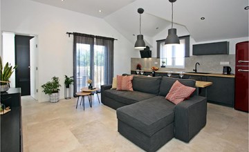 Schöne 1-Zimmer-Wohnung in Supetar 2