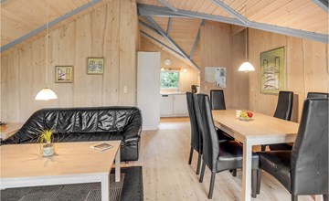Amazing home in Oksbøl with sauna 3
